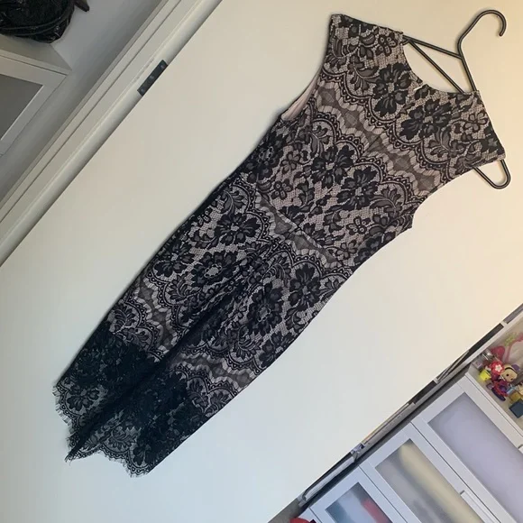 Lily Whyte sleeveless black dress - Picture 7 of 8